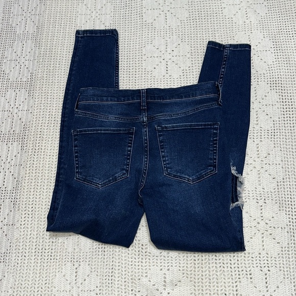 Women’s free people distressed jeans size 26 - Picture 10 of 10